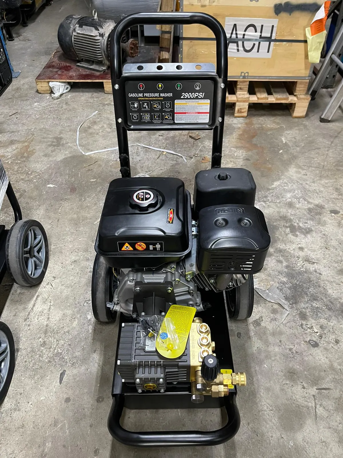 Aiko 4-stroke , 9hp Gasoline Engine 200bar High Pressure Washer Come with 10m Pressure Hose & Gun | Model : HPW-3WZ-2900GFB