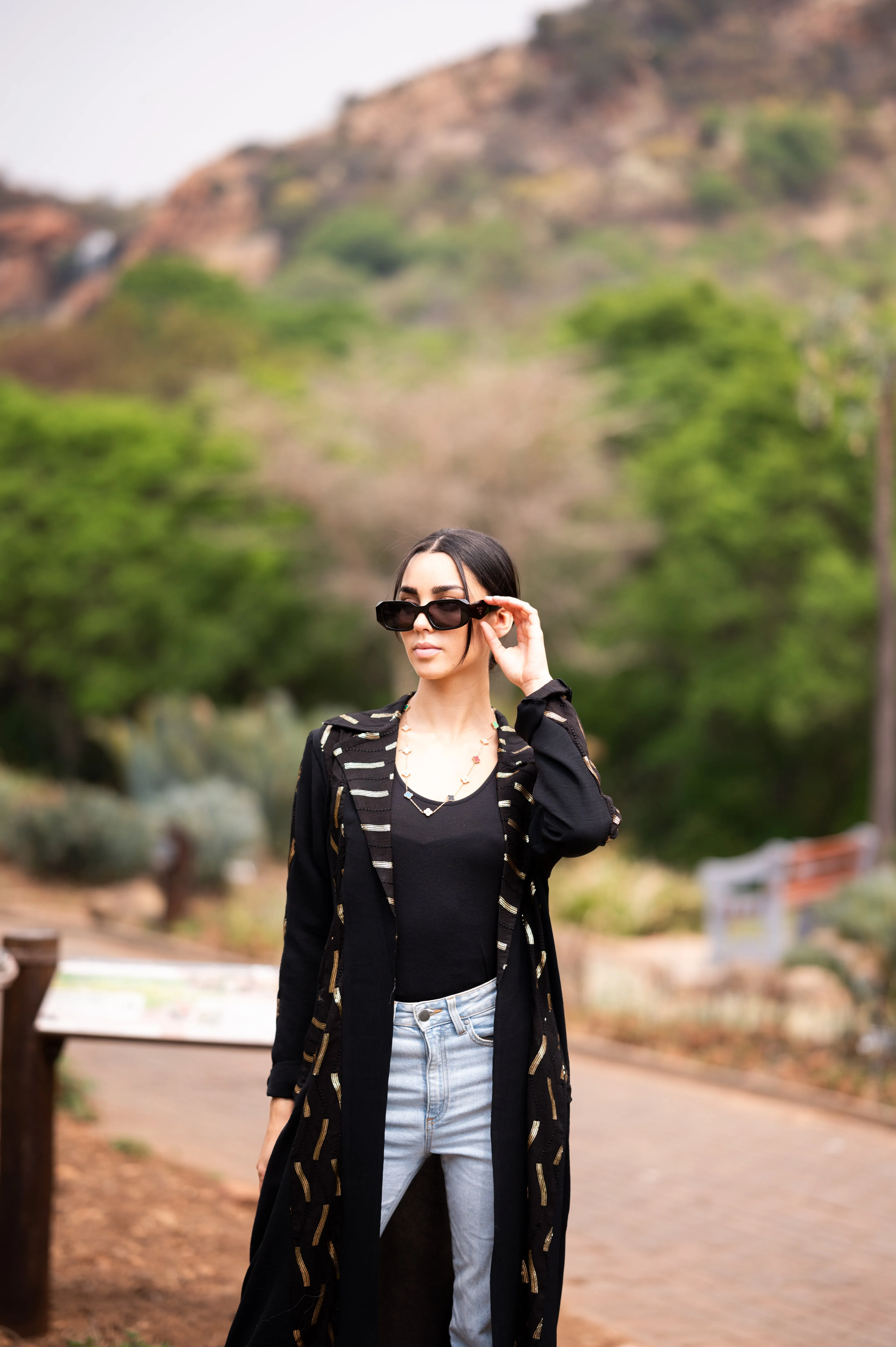 AZALEA (black)